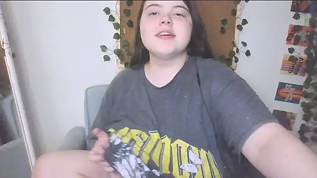 Snapshot of brattyprincessemma chatting on 13, 9, 2025 brattyprincessemma online show from 13, 9, 2025