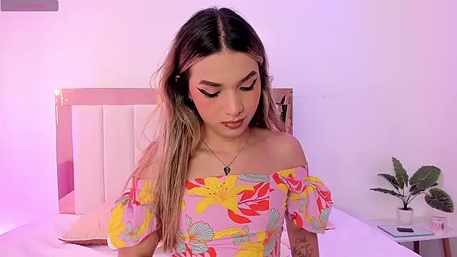 Doll Isa  online show from 13, 3, 2026