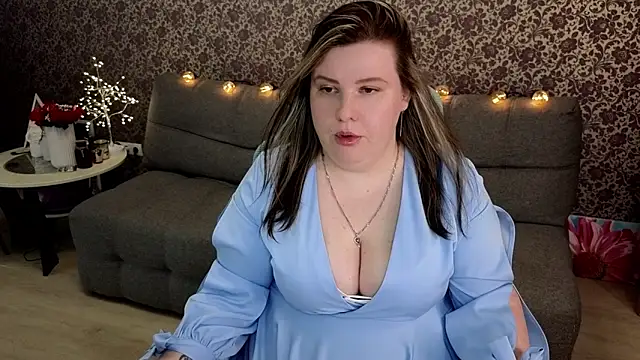 Snapshot of Lillit__ chatting on 9, 9, 2025 Lillit online show from 9, 9, 2025