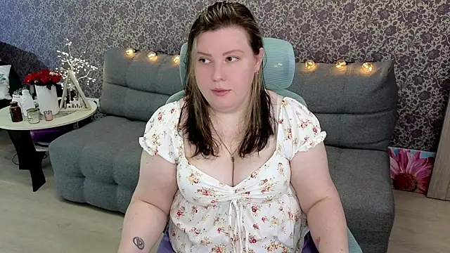 Snapshot of Lillit__ chatting on 18, 9, 2025 Lillit online show from 18, 9, 2025