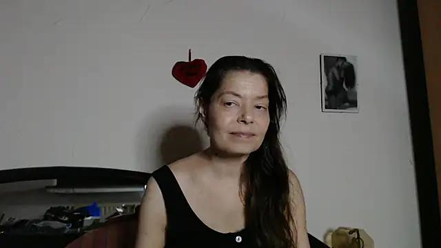 Snapshot of SexySarah177 chatting on 20, 6, 2026 SexySarah177 online show from 20, 6, 2026
