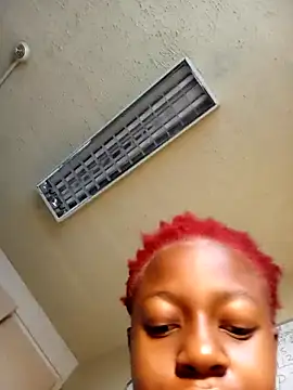 Snapshot of Freakysluttt chatting on 31, 10, 2025 Freakysluttt online show from 31, 10, 2025