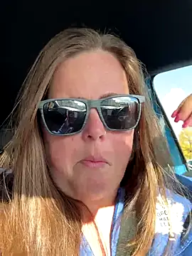 hornykitty1210 online show from 23, 10, 2025