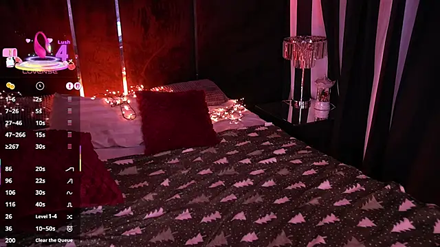 Pixie Peachh online show from 12, 2, 2026