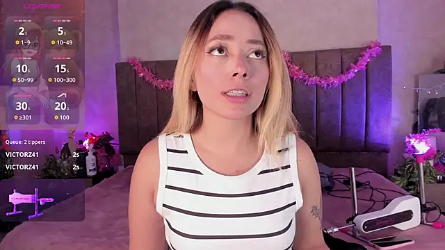 Snapshot of LanaMills_ chatting on 8, 5, 2026 LanaMills online show from 8, 5, 2026