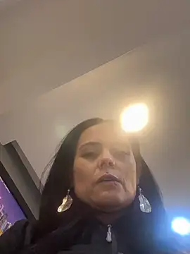 Snapshot of CharlotteCottin chatting on 1, 7, 2026 CharlotteCottin online show from 1, 7, 2026