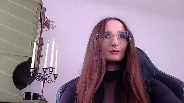 Snapshot of Nova_Mystic chatting on 17, 9, 2025 Nova Mystic online show from 17, 9, 2025