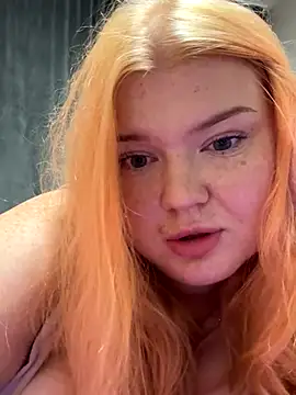 Snapshot of _Adele_Moor_ chatting on 7, 10, 2025 Adele Moor online show from 7, 10, 2025