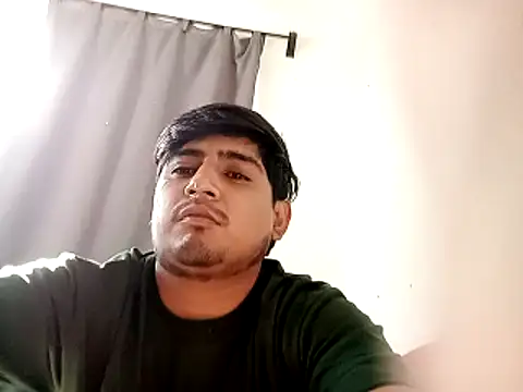 Snapshot of ElBufalo4l chatting on 1, 3, 2026 ElBufalo4l online show from 1, 3, 2026