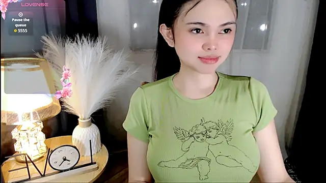 Snapshot of wildest_fantasy chatting on 5, 7, 2026 wildest fantasy online show from 5, 7, 2026