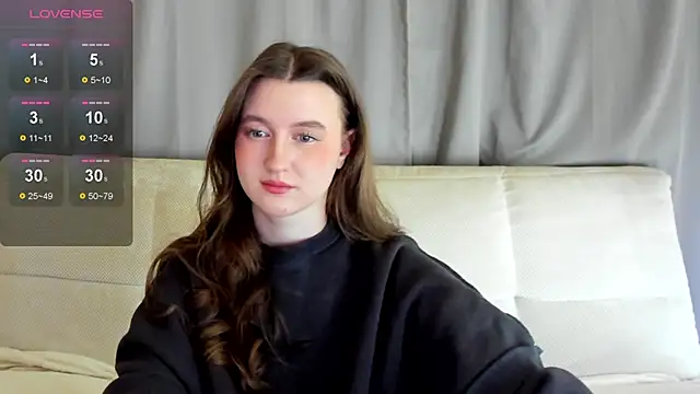 Snapshot of MissFoxy_Ti chatting on 23, 11, 2025 MissFoxy Ti online show from 23, 11, 2025