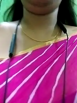 Snapshot of Dimplegirl chatting on 19, 9, 2025 Dimplegirl online show from 19, 9, 2025