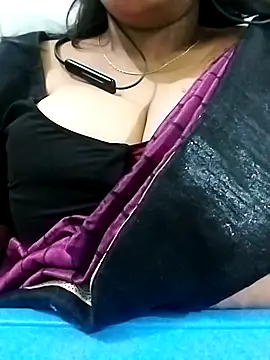 Snapshot of Dimplegirl chatting on 16, 10, 2025 Dimplegirl online show from 16, 10, 2025