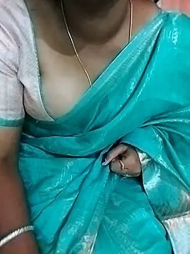 Snapshot of Dimplegirl chatting on 5, 11, 2025 Dimplegirl online show from 5, 11, 2025