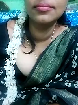 Snapshot of Dimplegirl chatting on 8, 11, 2025 Dimplegirl online show from 8, 11, 2025