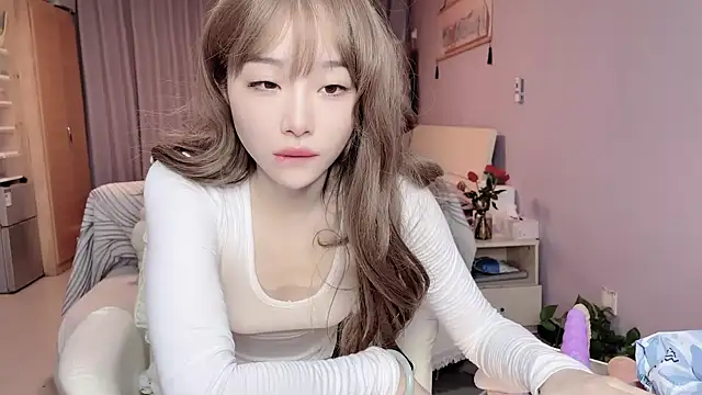 Snapshot of Y2Luvk chatting on 6, 10, 2025 Y2Luvk online show from 6, 10, 2025