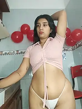 Snapshot of nahomievans20 chatting on 20, 9, 2025 nahomievans20 online show from 20, 9, 2025
