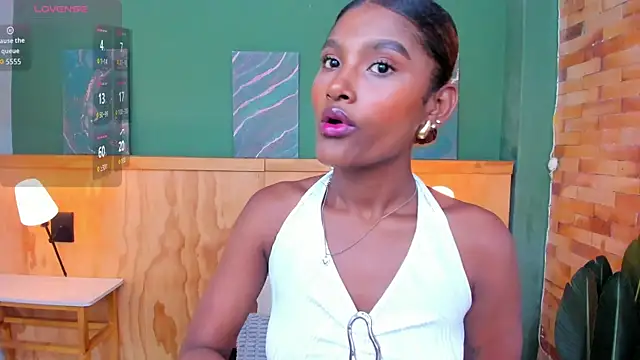 Snapshot of halleylorens chatting on 19, 2, 2026 halleylorens online show from 19, 2, 2026