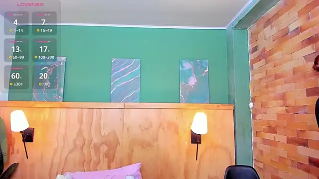 halleylorens online show from 17, 3, 2026