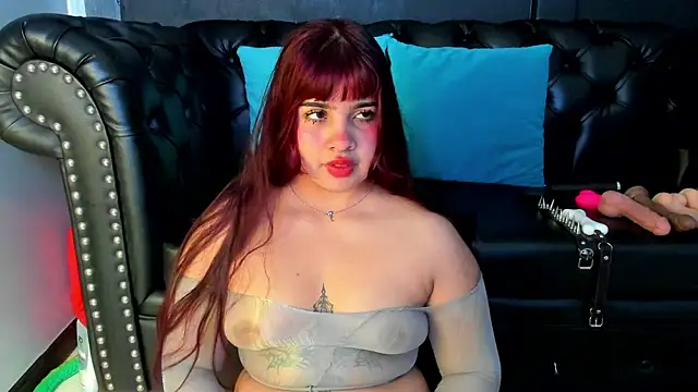 Zara Snow online show from 18, 4, 2026
