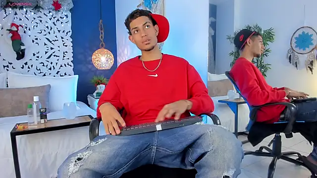 Adonis WB online show from 16, 12, 2025