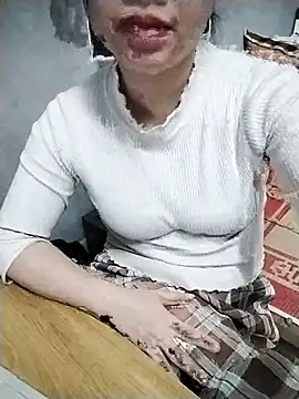 Mie rose online show from 4, 3, 2026