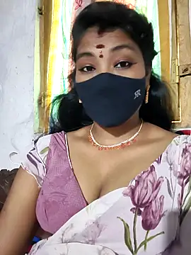 Snapshot of srav43 chatting on 7, 10, 2025 srav43 online show from 7, 10, 2025