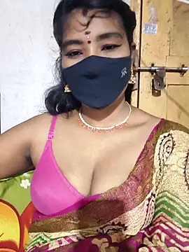 Snapshot of srav43 chatting on 15, 10, 2025 srav43 online show from 15, 10, 2025