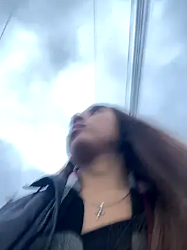 Sara-cooper2 online show from 9, 9, 2025