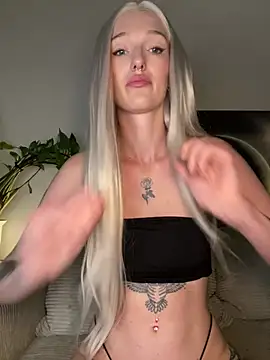 Snapshot of lovecassyrose chatting on 21, 6, 2026 lovecassyrose online show from 21, 6, 2026