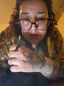 chiaretta loveit online show from 11, 11, 2025