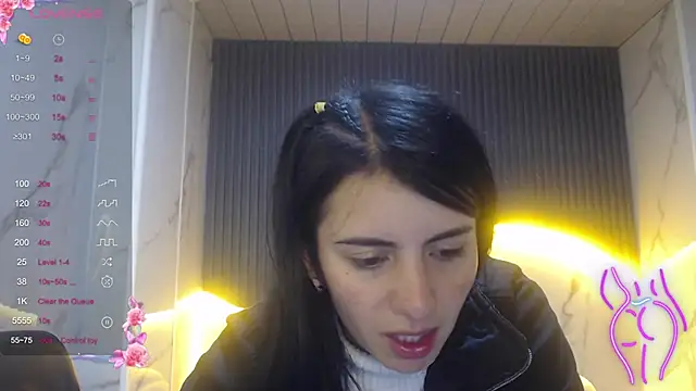 Eilyn love b online show from 7, 10, 2025