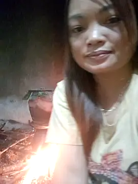 Snapshot of love_min chatting on 7, 10, 2025 love min online show from 7, 10, 2025
