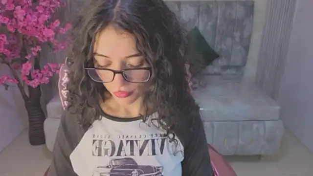 valkiria ardent s online show from 7, 2, 2026