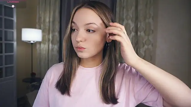 NguyetHankey online show from 13, 10, 2025