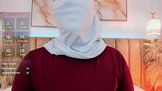 azza   online show from 4, 11, 2025