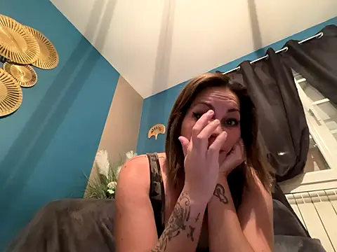 minettedusud online show from 5, 12, 2025