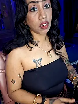 Love Beauty01 online show from 20, 3, 2026