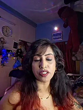 Snapshot of Love_Beauty01 chatting on 18, 6, 2026 Love Beauty01 online show from 18, 6, 2026