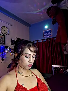 Snapshot of Love_Beauty01 chatting on 13, 7, 2026 Love Beauty01 online show from 13, 7, 2026