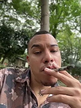 AlphaMasterXxx online show from 11, 4, 2026