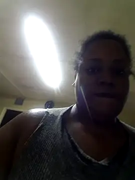 Snapshot of Karamelsaus chatting on 11, 10, 2025 Karamelsaus online show from 11, 10, 2025