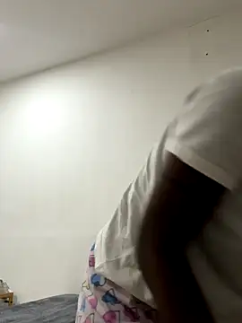 EmilyKisx online show from 19, 11, 2025