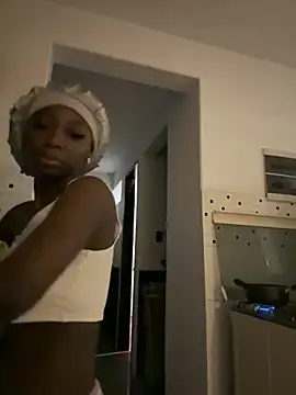 EmilyKisx online show from 21, 11, 2025