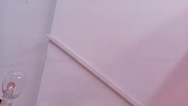 Lizbeth Rouse online show from 17, 10, 2025