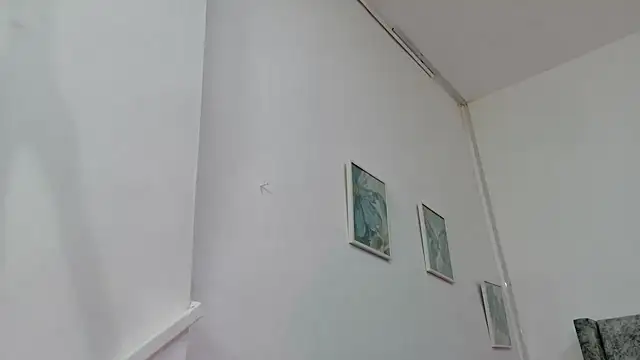 Lizbeth Rouse online show from 22, 11, 2025