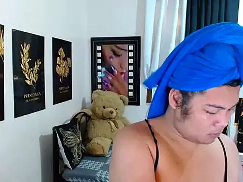 TSbrianaHugeCock online show from 20, 3, 2026