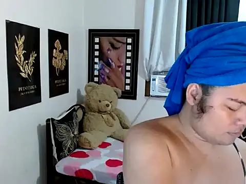 TSbrianaHugeCock online show from 7, 4, 2026