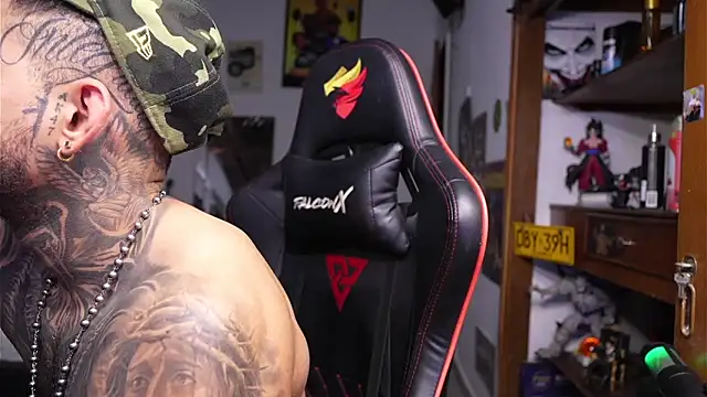 logan hugh8 online show from 24, 4, 2026