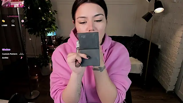 Dark Moni online show from 8, 1, 2026